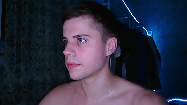 GYMGUYGAY online show from 29, 6, 2026