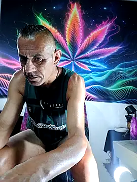 Snapshot of Bbboy42 chatting on 16, 11, 2025 Bbboy42 online show from 16, 11, 2025