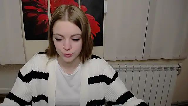 AliceFlirtt  online show from 7, 12, 2024