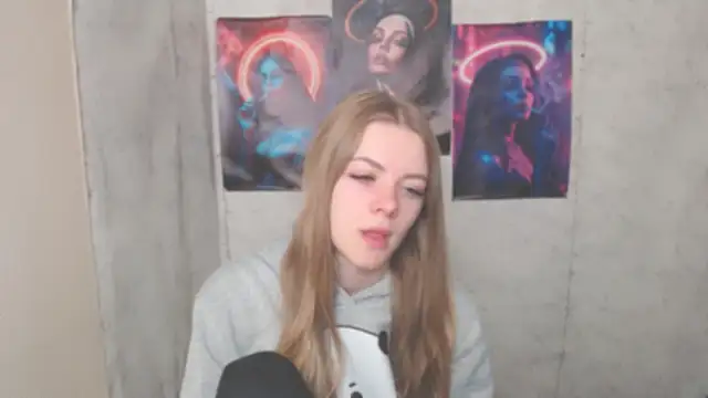 AliceFlirtt  online show from 24, 11, 2025