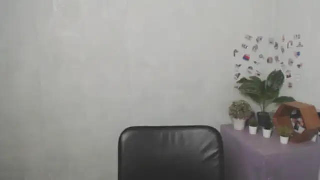 AliceFlirtt  online show from 15, 12, 2025