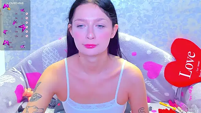 Snapshot of Vanessa_Florence chatting on 23, 10, 2025 Vanessa Florence online show from 23, 10, 2025