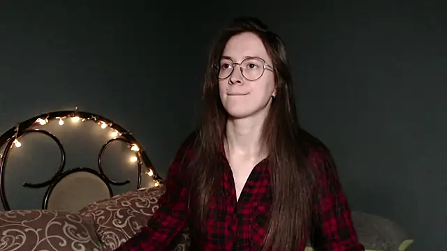 wow  kelly online show from 4, 10, 2025