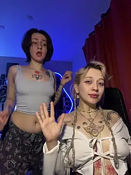 Dooubletroublee online show from 28, 2, 2026