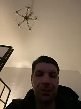 Ricoleckt online show from 5, 3, 2025
