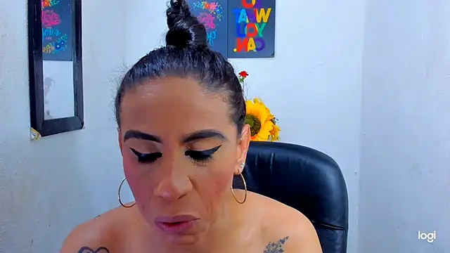 Snapshot of juanblakbigcock chatting on 21, 11, 2025 juanblakbigcock online show from 21, 11, 2025