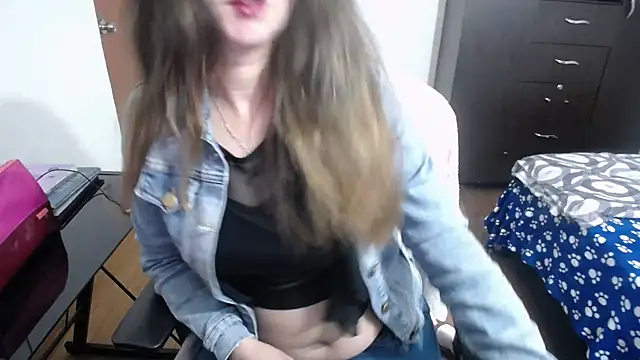 Luna girlhot  online show from 21, 2, 2025