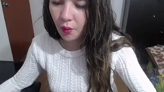 Luna girlhot  online show from 3, 3, 2025