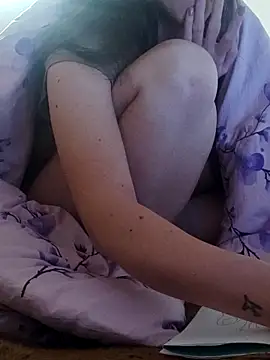 emeli moon online show from 21, 9, 2025