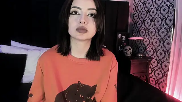 Adeelinee online show from 8, 3, 2026