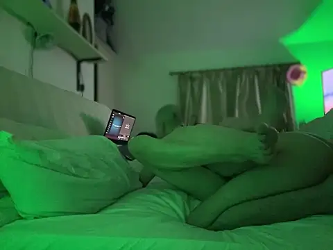 Snapshot of VersGuy24 chatting on 18, 2, 2026 VersGuy24 online show from 18, 2, 2026