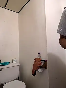 Snapshot of KinkyDesires chatting on 24, 10, 2025 KinkyDesires online show from 24, 10, 2025