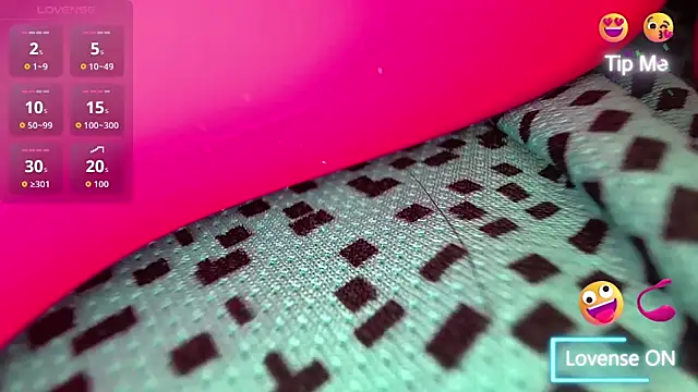 white sexy  online show from 24, 3, 2026