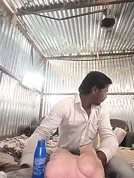 Snapshot of Kartik_bbc_indian chatting on 11, 11, 2025 Kartik bbc indian online show from 11, 11, 2025