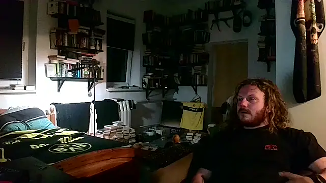 Snapshot of sunr1sa chatting on 21, 10, 2025 sunr1sa online show from 21, 10, 2025