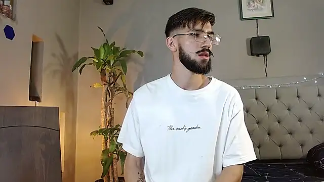 Snapshot of Mr_WhiteCock chatting on 23, 1, 2025 Mr WhiteCock online show from 23, 1, 2025