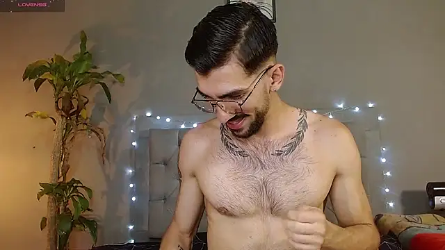 Snapshot of Mr_WhiteCock chatting on 7, 2, 2025 Mr WhiteCock online show from 7, 2, 2025