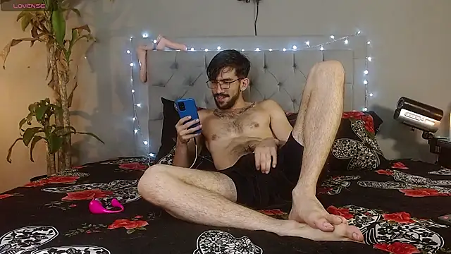 Snapshot of Mr_WhiteCock chatting on 24, 2, 2025 Mr WhiteCock online show from 24, 2, 2025