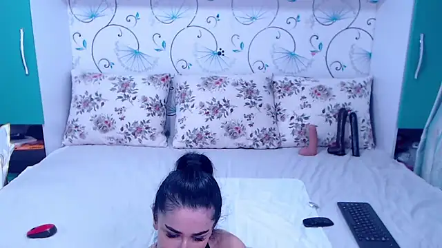 Snapshot of demiemorre chatting on 16, 1, 2025 demiemorre online show from 16, 1, 2025