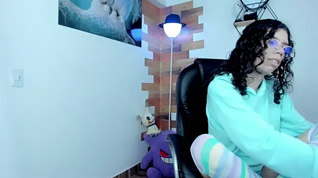 Snapshot of Angel_Dust18 chatting on 9, 1, 2025 Angel Dust18 online show from 9, 1, 2025