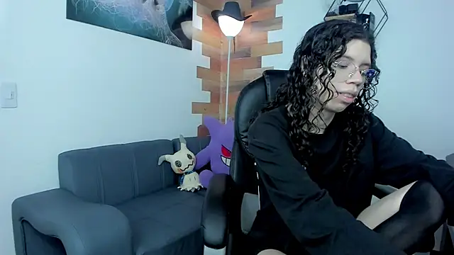 Snapshot of Angel_Dust18 chatting on 22, 2, 2025 Angel Dust18 online show from 22, 2, 2025