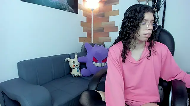 Snapshot of Angel_Dust18 chatting on 7, 3, 2025 Angel Dust18 online show from 7, 3, 2025