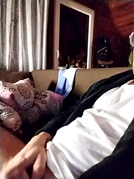 tomee83 online show from 17, 12, 2025