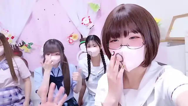 Snapshot of 841_yayoi chatting on 21, 12, 2025 841 yayoi online show from 21, 12, 2025