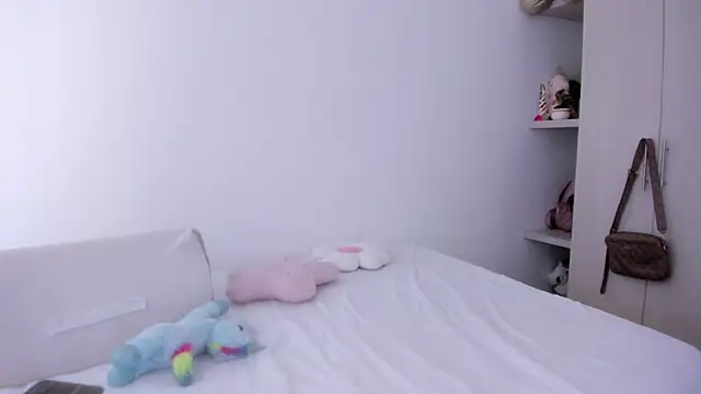 Snapshot of analia_collins chatting on 25, 9, 2025 analia collins online show from 25, 9, 2025