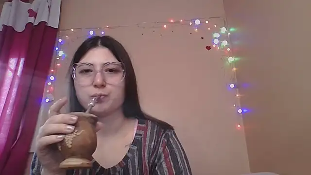 Snapshot of imsohornydacom chatting on 13, 6, 2026 imsohornydacom online show from 13, 6, 2026