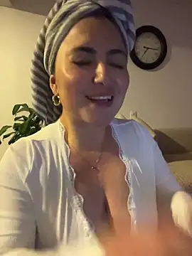 sukhakunis1 online show from 17, 5, 2026
