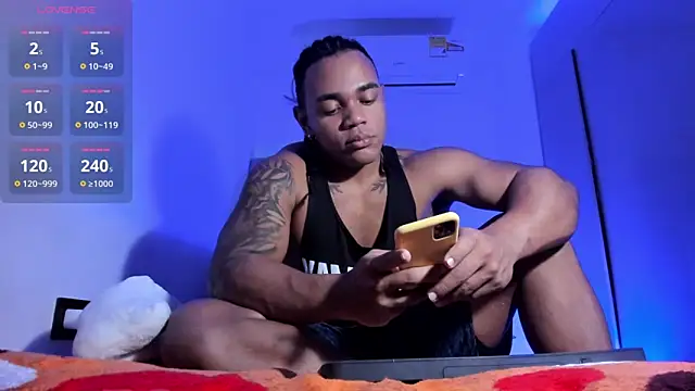 Snapshot of juande_24 chatting on 12, 10, 2025 juande 24 online show from 12, 10, 2025