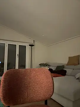 Its Jade online show from 8, 11, 2025