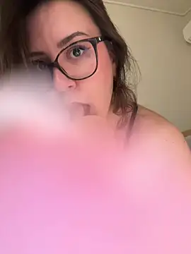 Its Jade online show from 18, 5, 2026