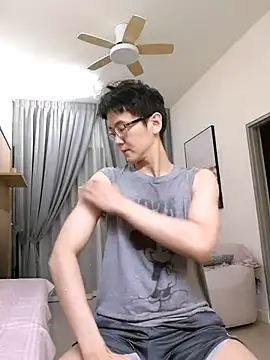 Snapshot of ori6 chatting on 10, 9, 2025 ori6 online show from 10, 9, 2025