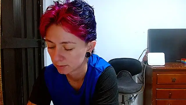 tomboyblue online show from 12, 5, 2026