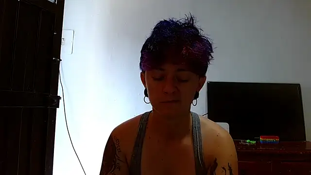 tomboyblue online show from 13, 5, 2026