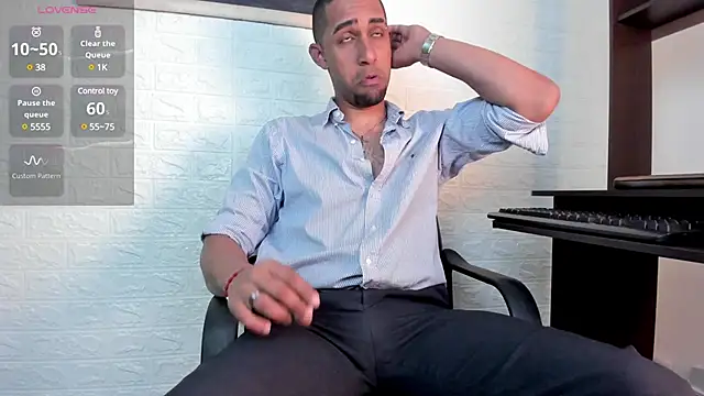 Snapshot of Paolo_johnson chatting on 14, 1, 2025 Paolo johnson online show from 14, 1, 2025