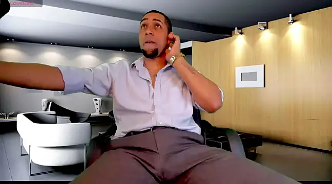 Snapshot of Paolo_johnson chatting on 31, 1, 2025 Paolo johnson online show from 31, 1, 2025