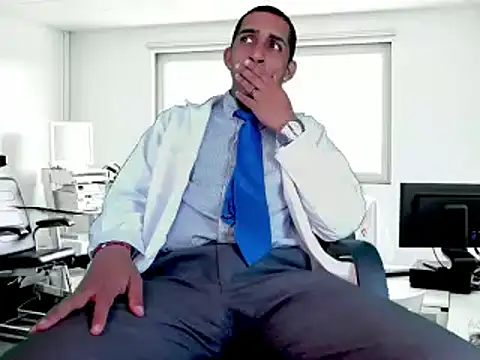 Snapshot of Paolo_johnson chatting on 1, 2, 2025 Paolo johnson online show from 1, 2, 2025