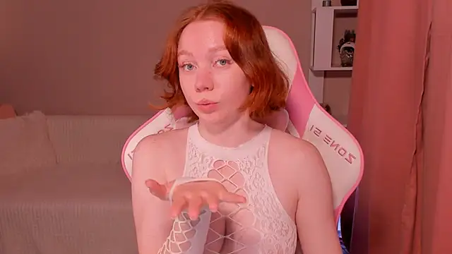 foxyMistrees online show from 29, 12, 2024