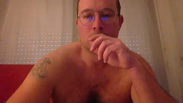 Snapshot of porompomperro chatting on 8, 12, 2024 porompomperro online show from 8, 12, 2024