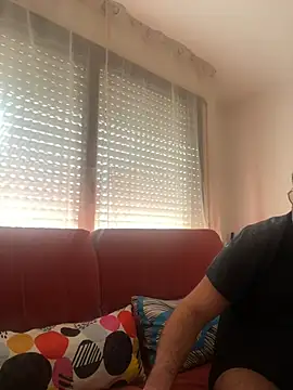 Snapshot of porompomperro chatting on 6, 2, 2025 porompomperro online show from 6, 2, 2025
