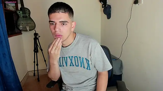 Ares Johnson online show from 28, 1, 2025