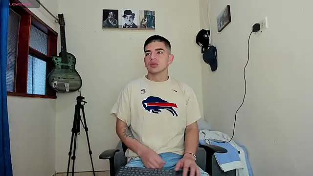 Ares Johnson online show from 28, 1, 2025