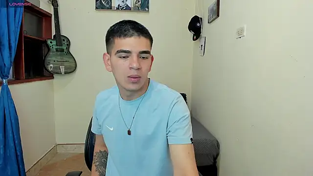 Ares Johnson online show from 1, 2, 2025