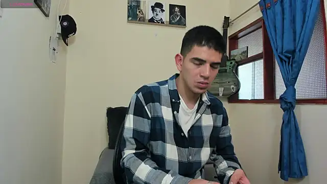 Ares Johnson online show from 4, 2, 2025