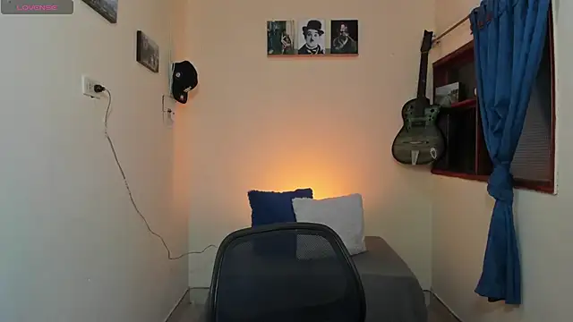 Ares Johnson online show from 6, 2, 2025