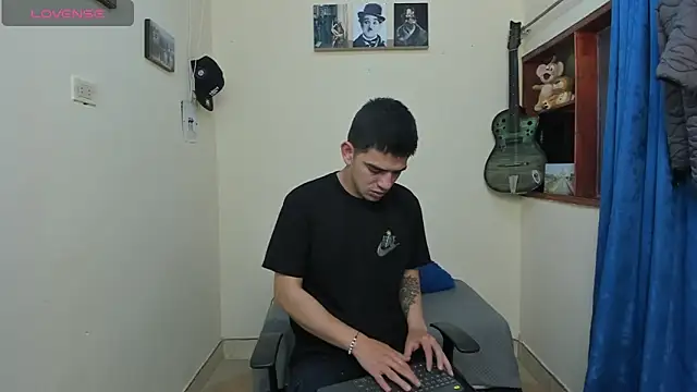 Ares Johnson online show from 11, 2, 2025