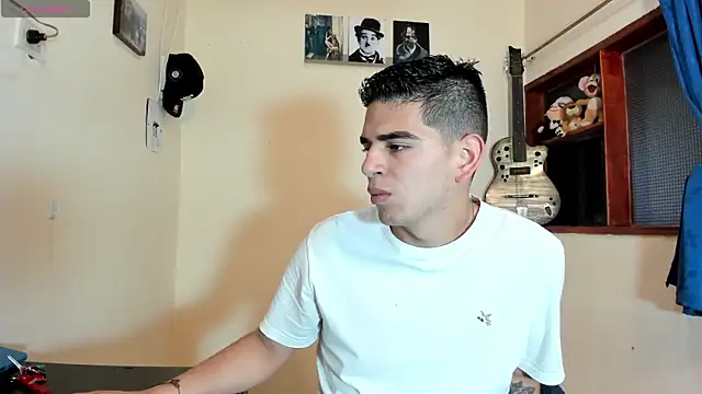 Ares Johnson online show from 8, 3, 2025